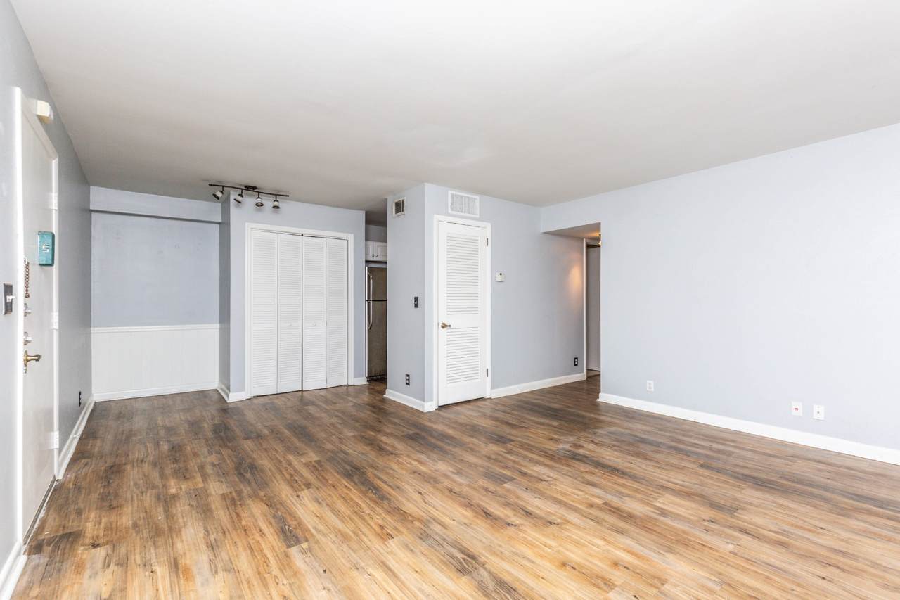 21 Vaughns Gap Rd - Photo 1