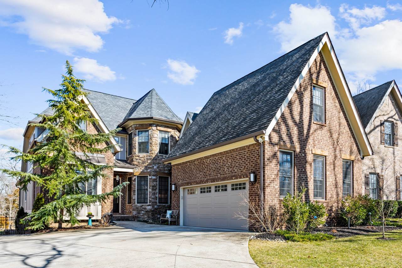 744 Bresslyn Rd - Photo 1