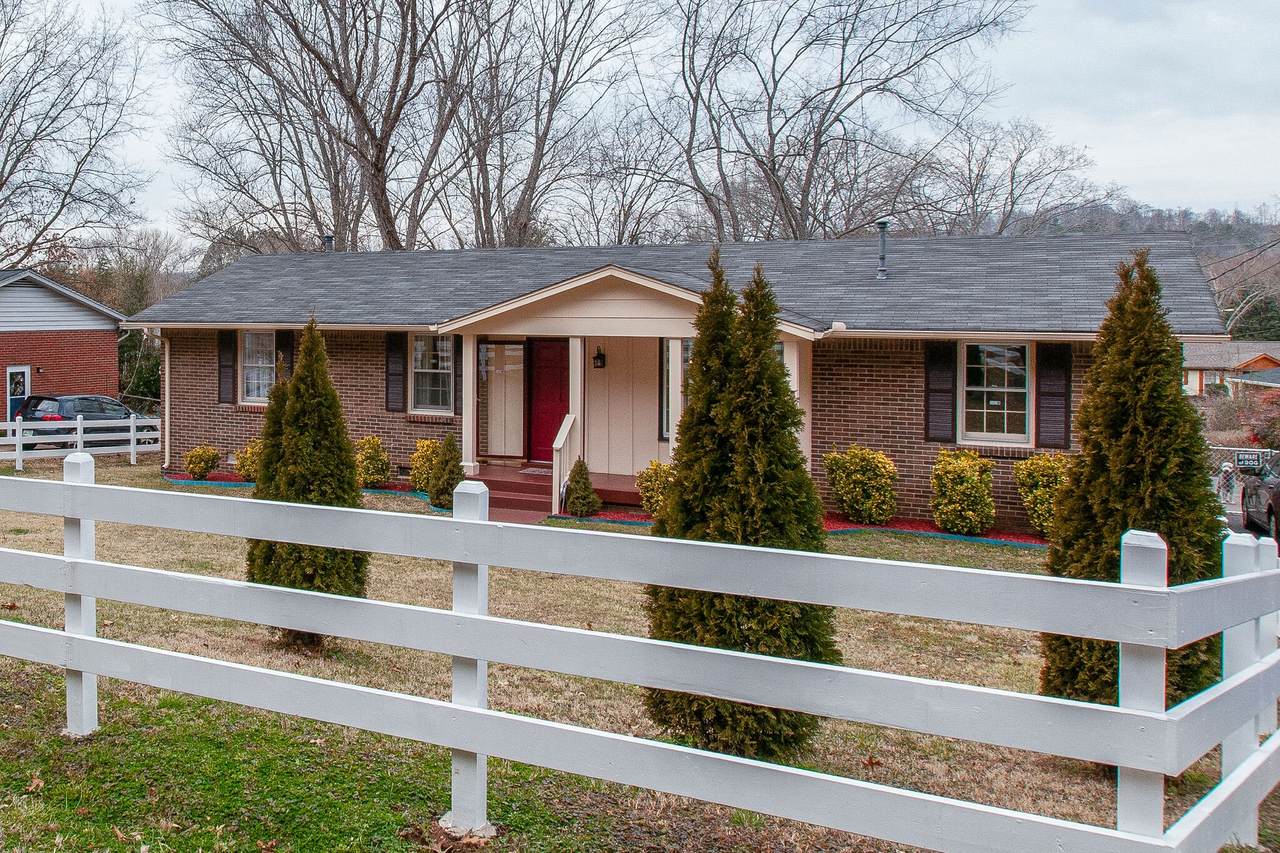 7979 Sawyer Brown Rd - Photo 1