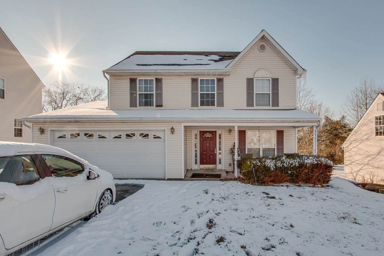 1034 Vanguard Dr - Photo 1