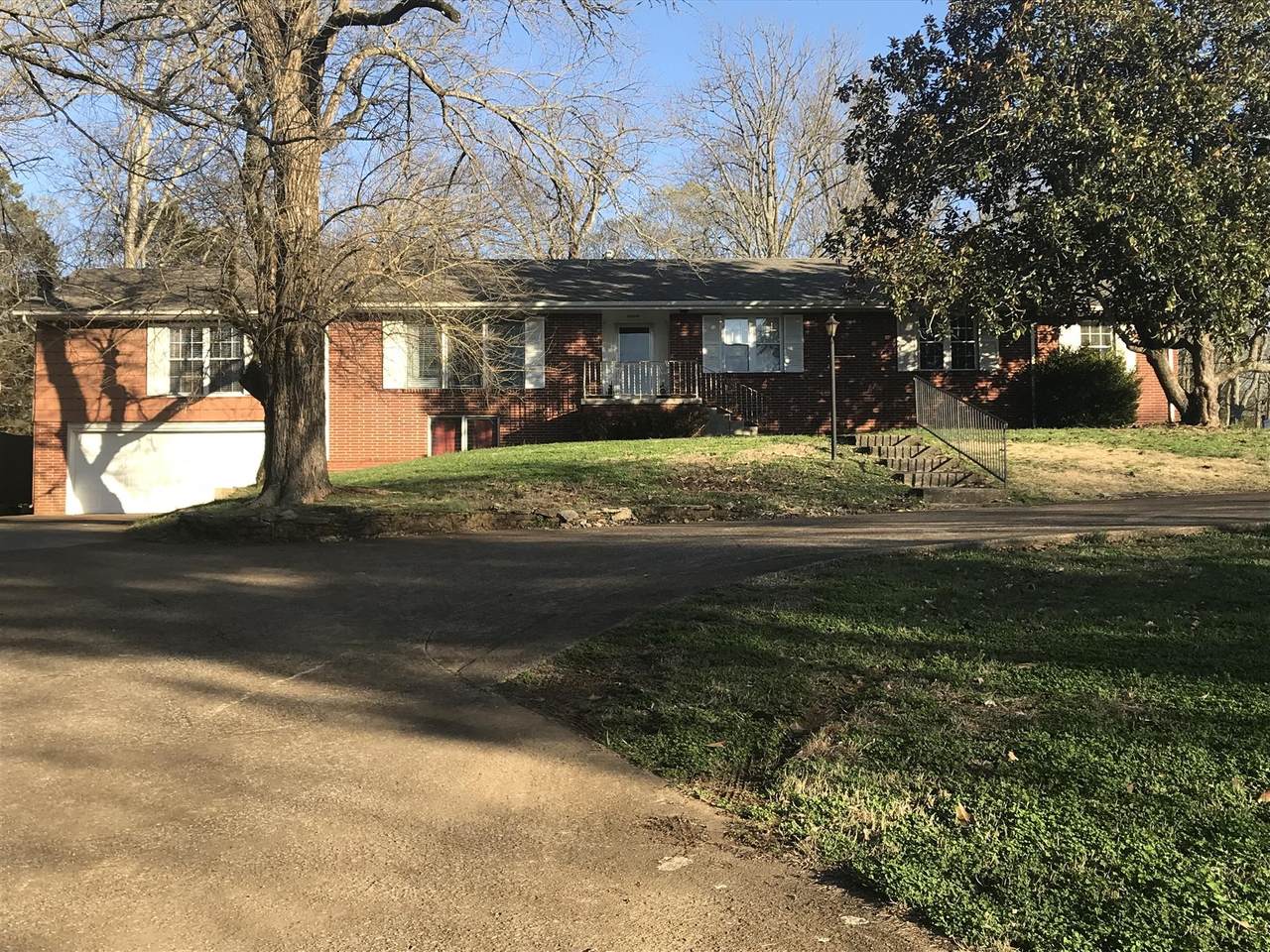 865 Cornersville Rd - Photo 1