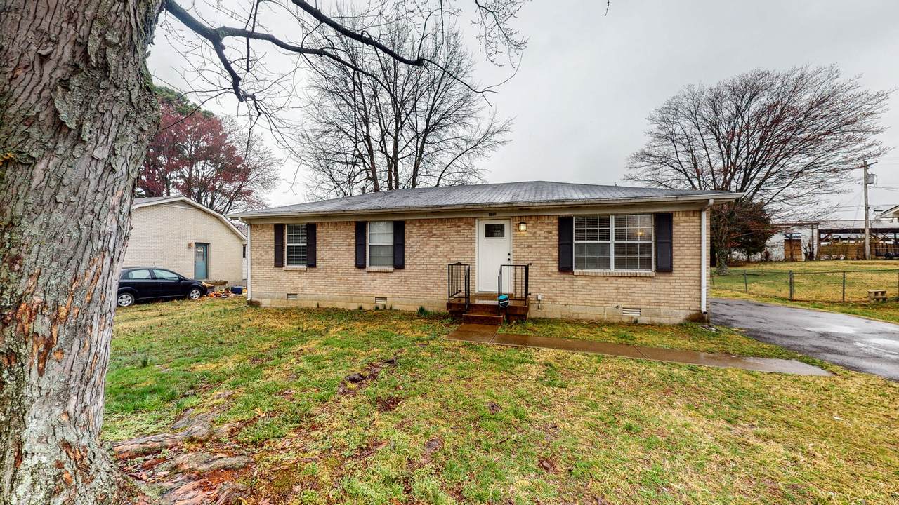 102 Greer Dr - Photo 1