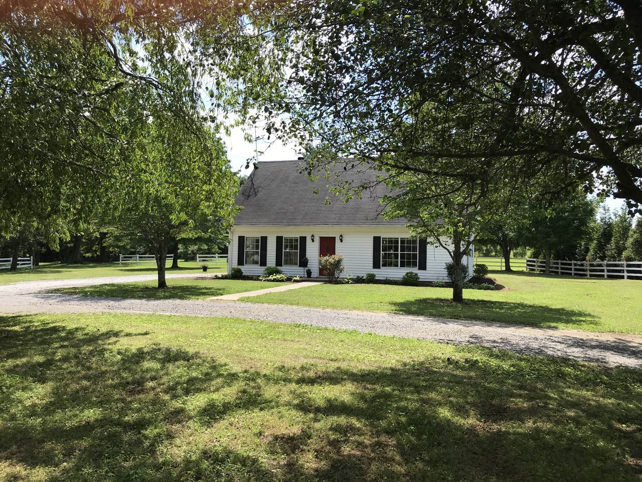 2419 River Rd - Photo 1