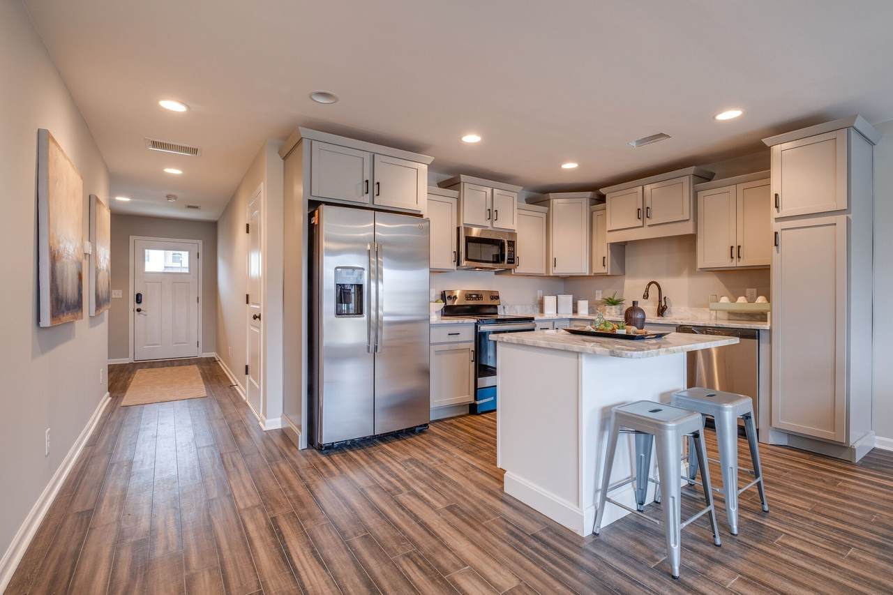 263 Signature Pl - Photo 1