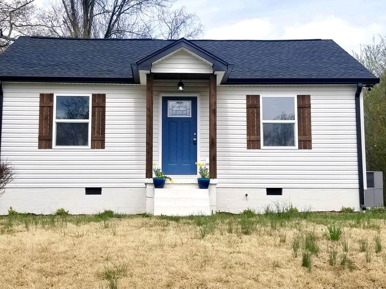 721 Mcgraw St - Photo 1