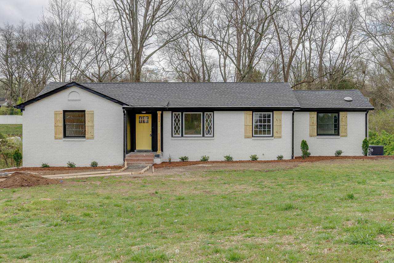 804 Vantrease Rd - Photo 1