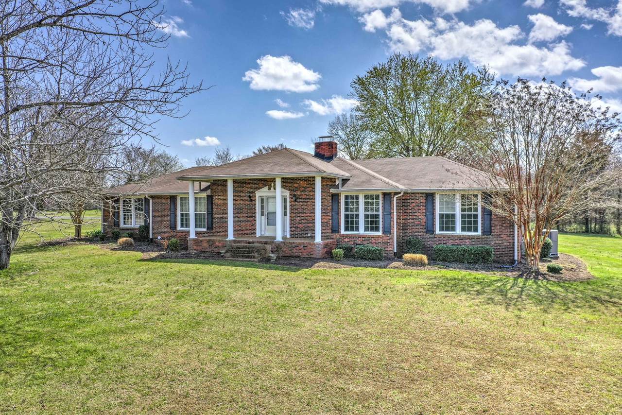 223 Lohman Rd - Photo 1