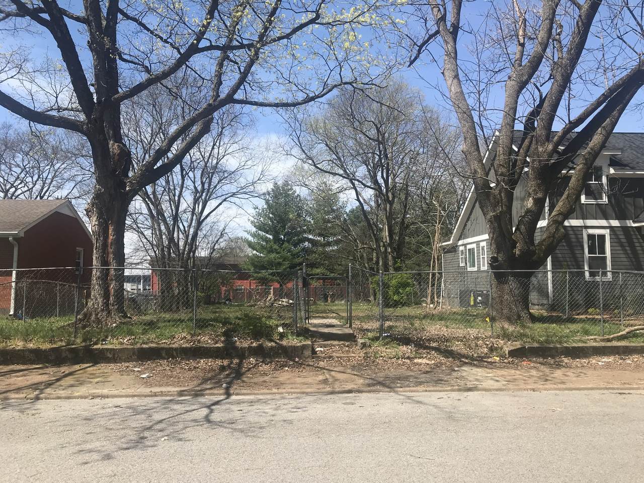 618 N 2nd St - Photo 1