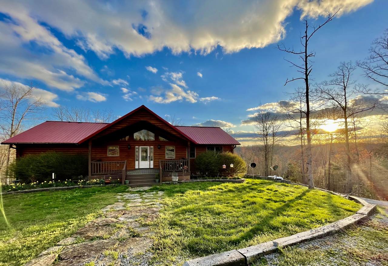 5070 Hidden Ln - Photo 1