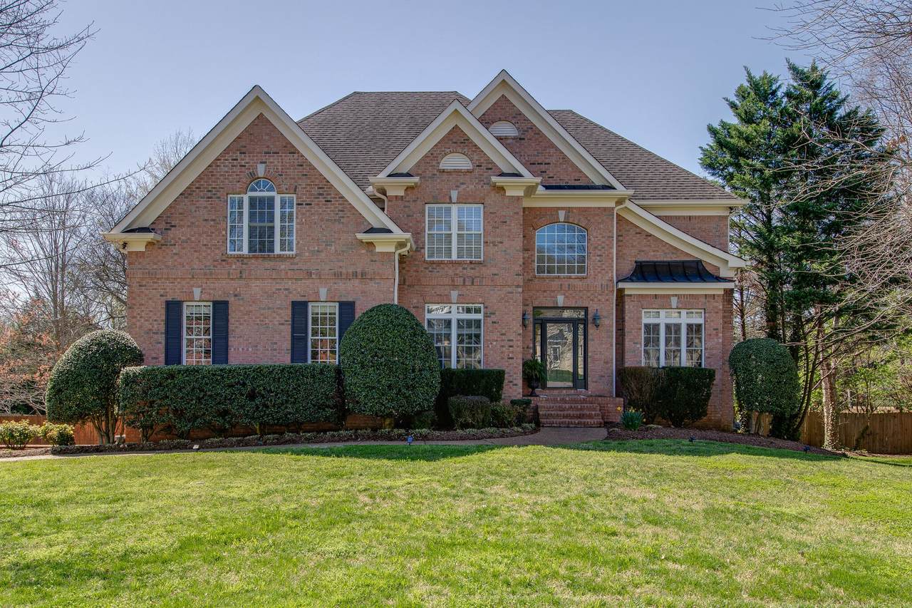 241 Poteat Pl - Photo 1