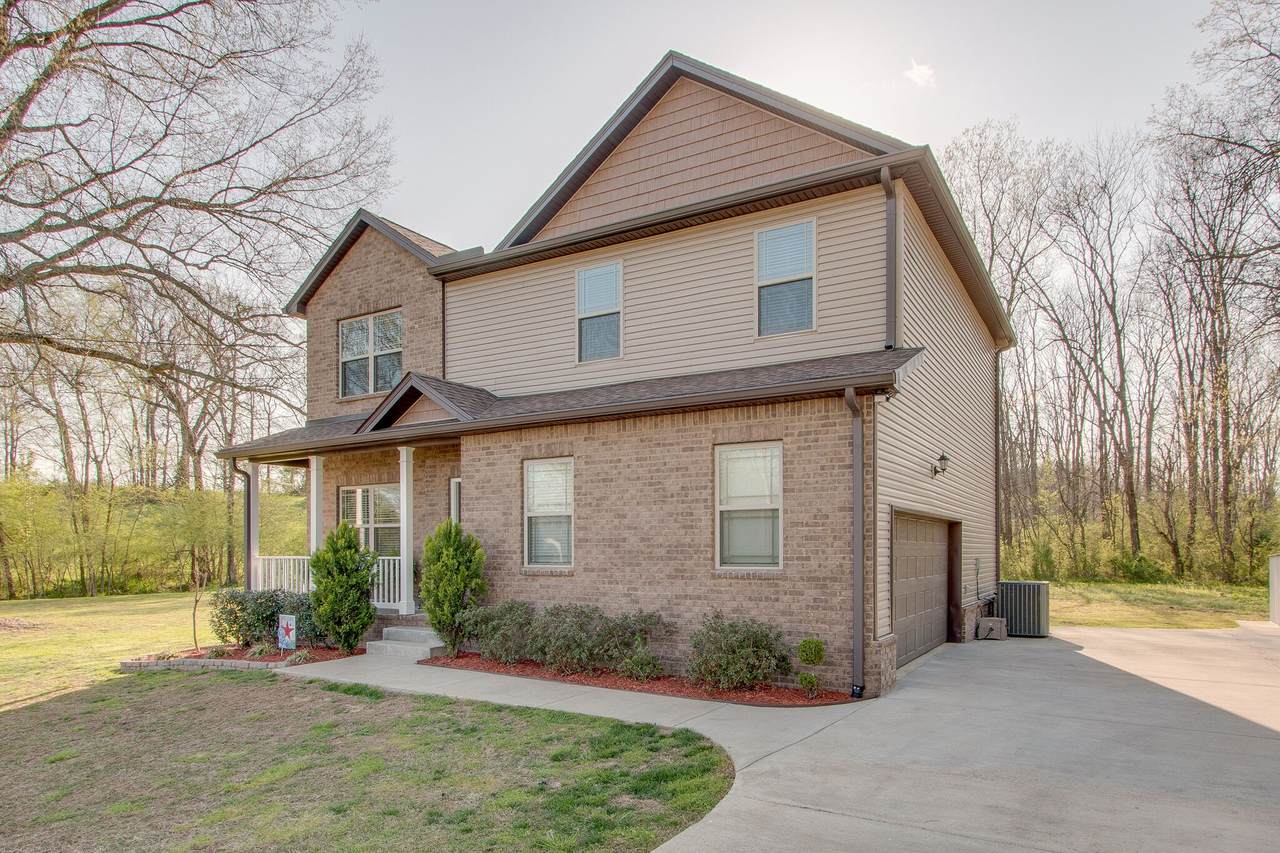2272 Zion Rd - Photo 1
