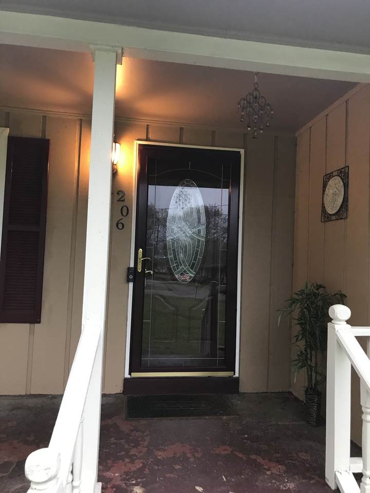 206 Halls Alley - Photo 1