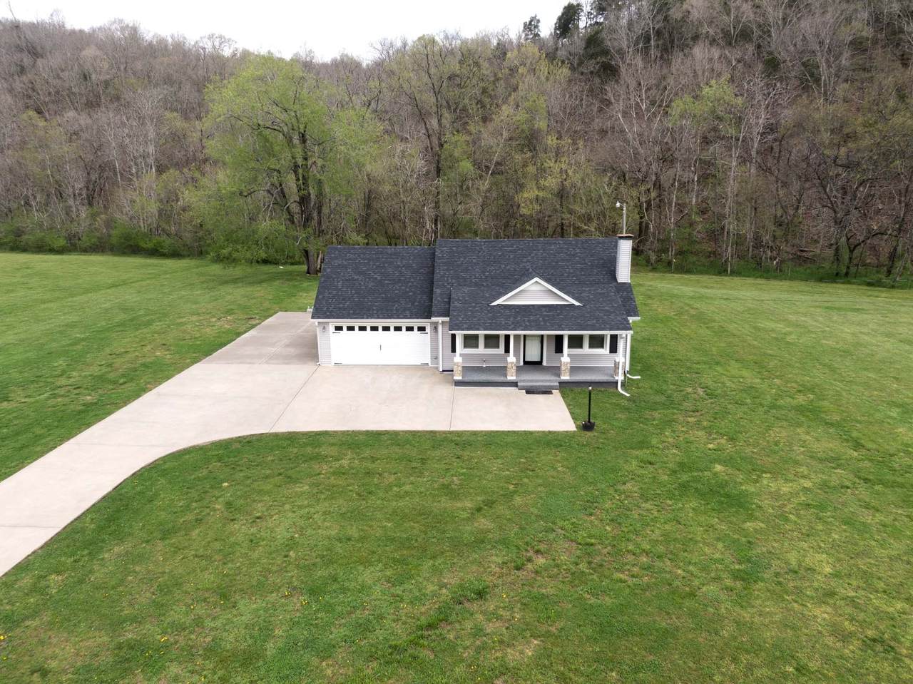 8544 Lawrenceburg Hwy - Photo 1