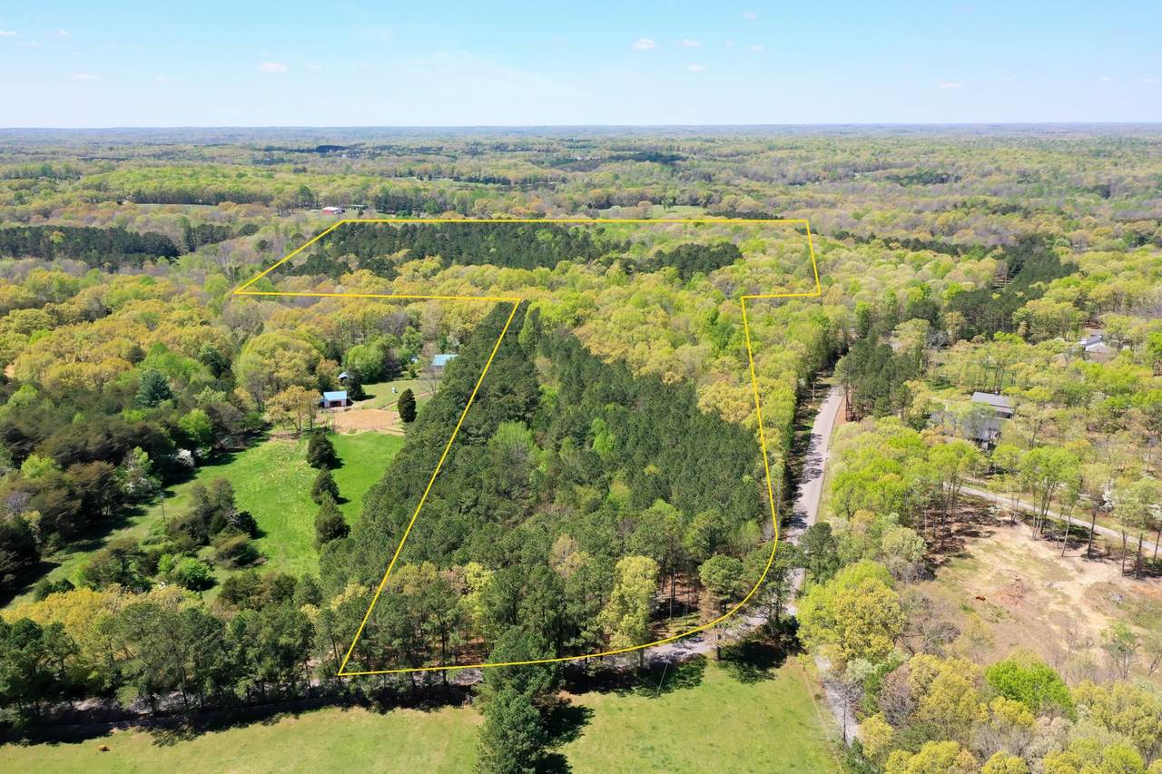 7211 Bahne Rd - Photo 1