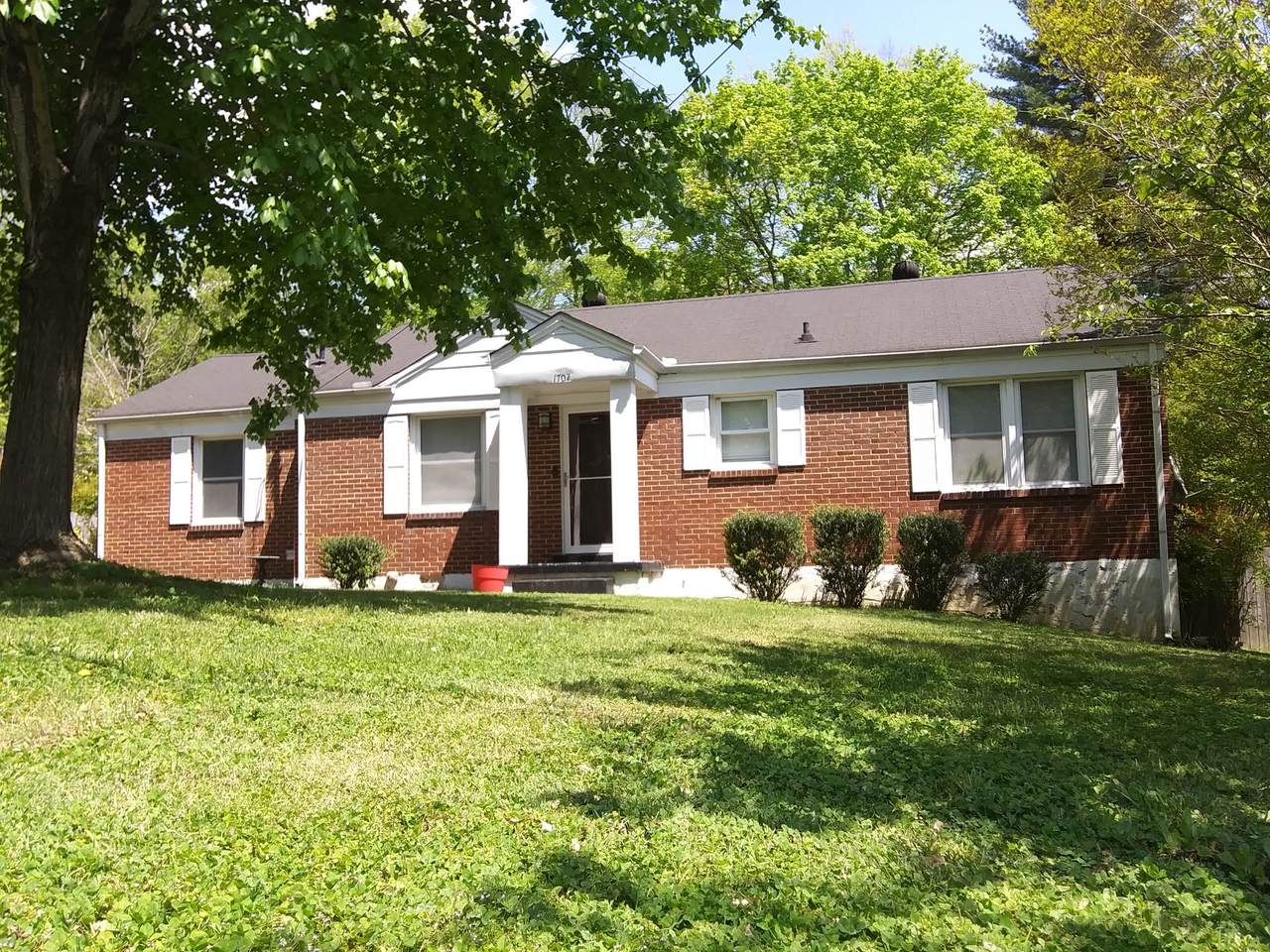 1707 Wheeler Dr - Photo 1