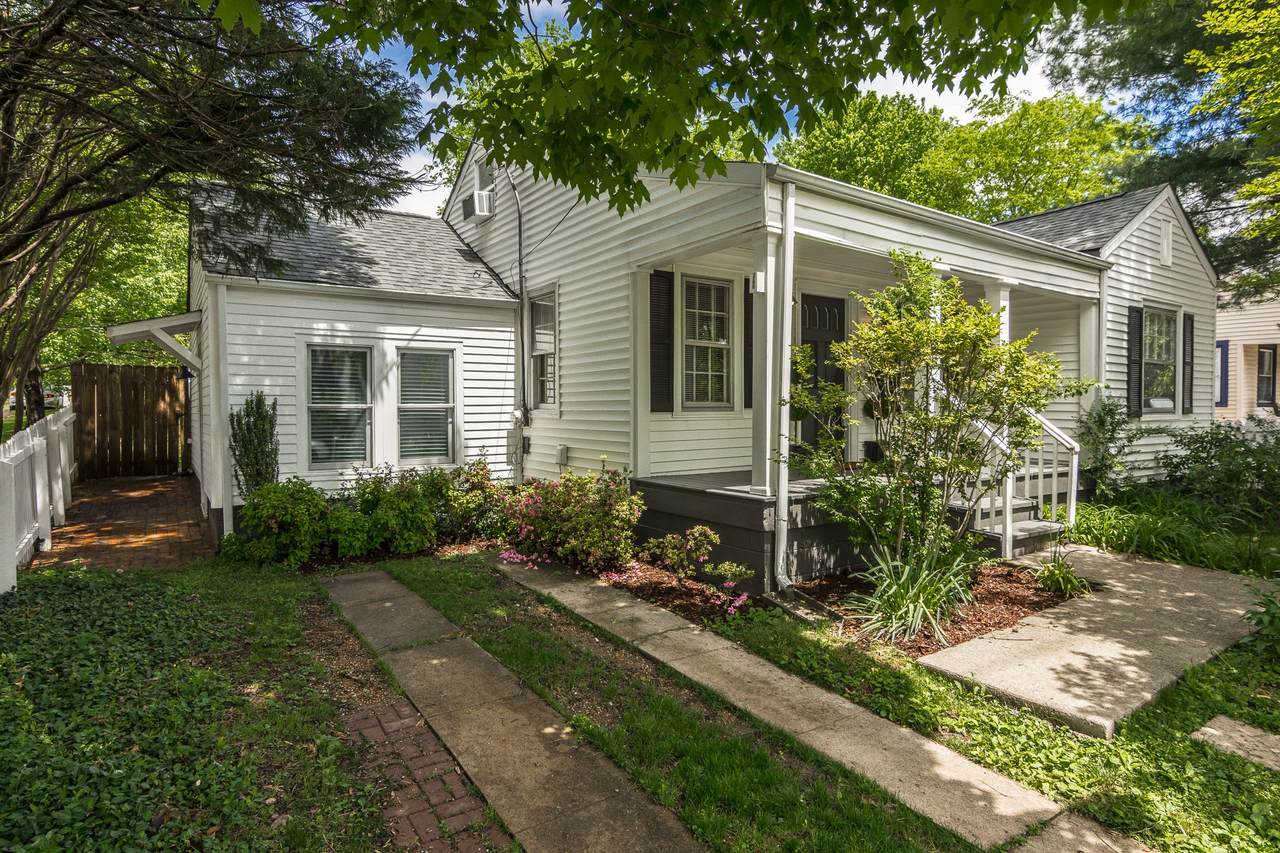 1615 Mcewen Ave - Photo 1