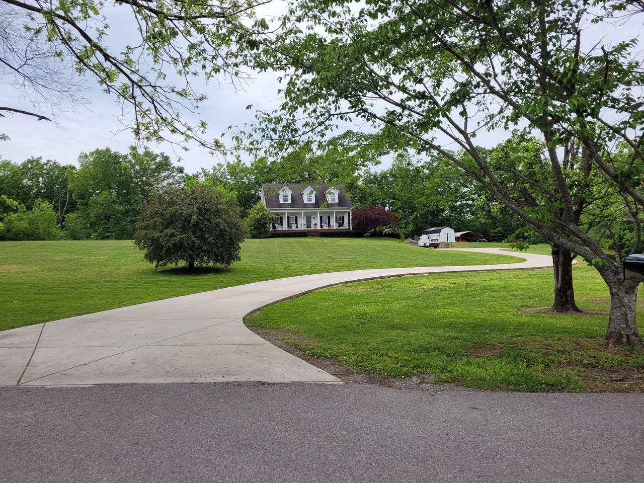 955 Snow Hill Rd - Photo 1