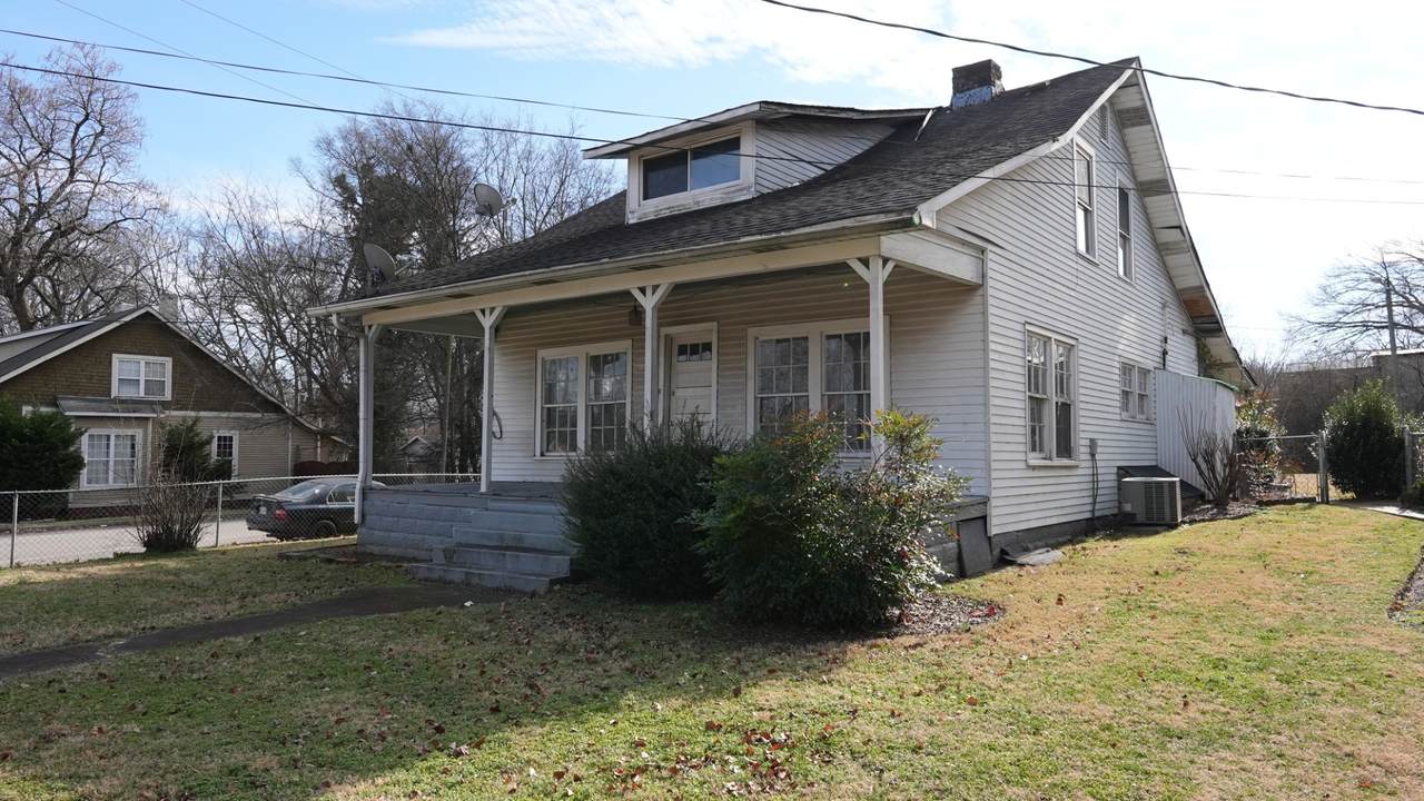 327 Rose St - Photo 1