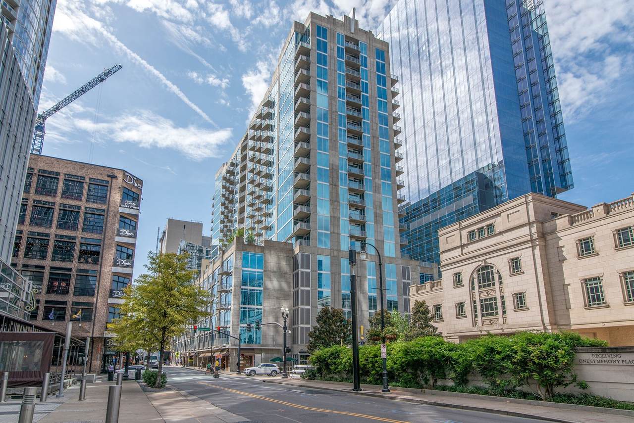 301 Demonbreun St - Photo 1
