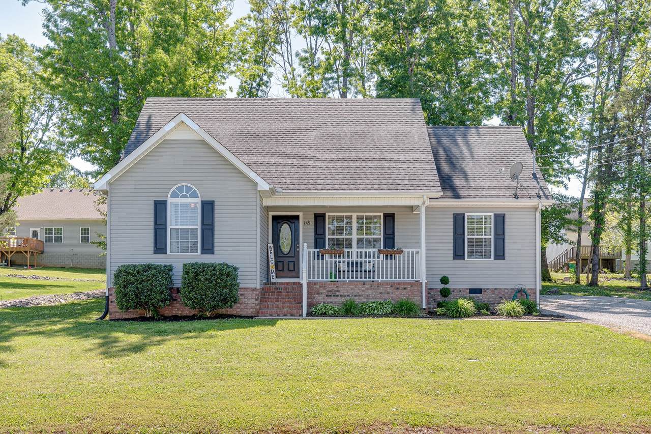 1521 Joanne Cir - Photo 1