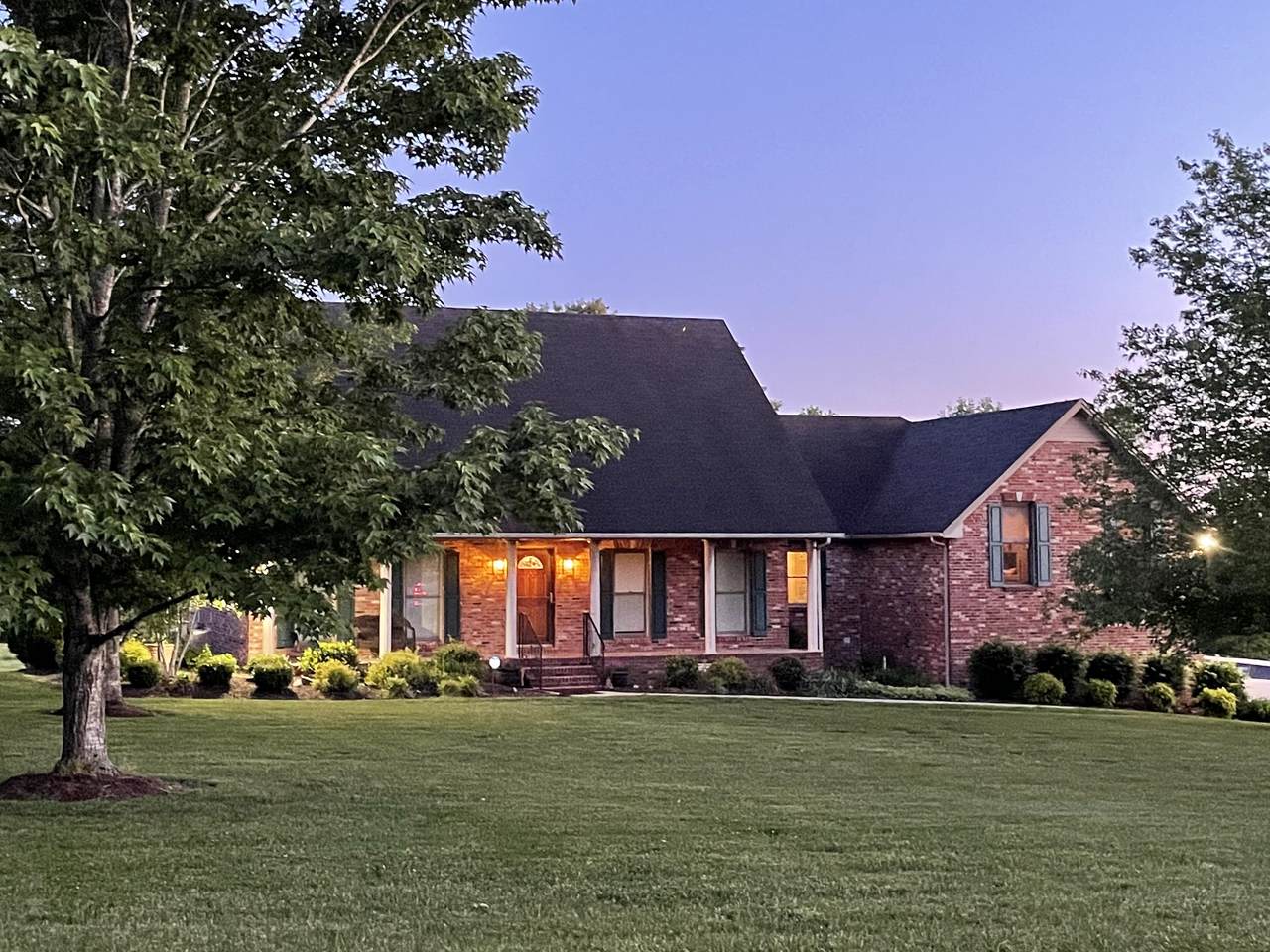 5059 Highpoint Rd - Photo 1
