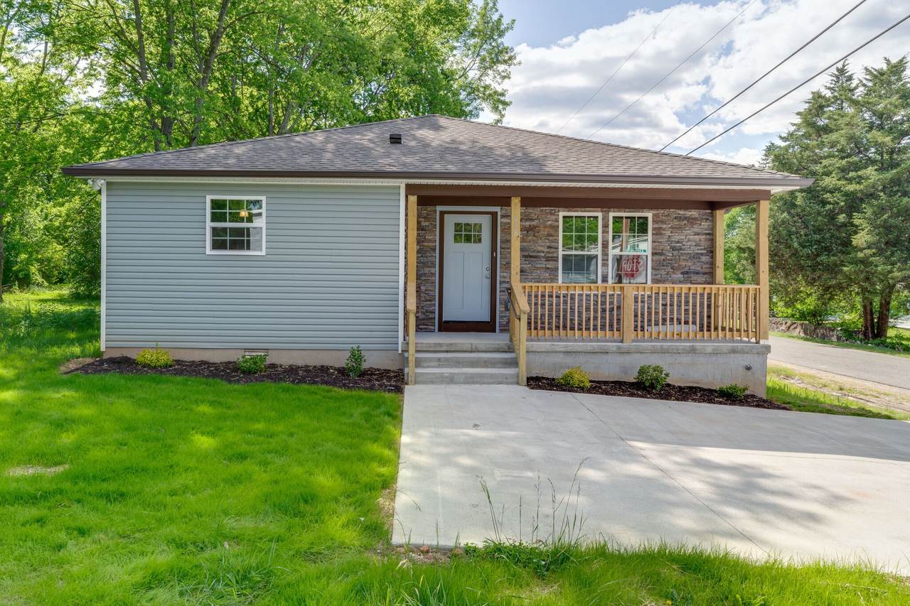 668 Anthony St - Photo 1