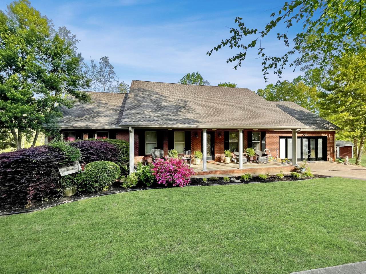 308 Shane Lee Cir - Photo 1