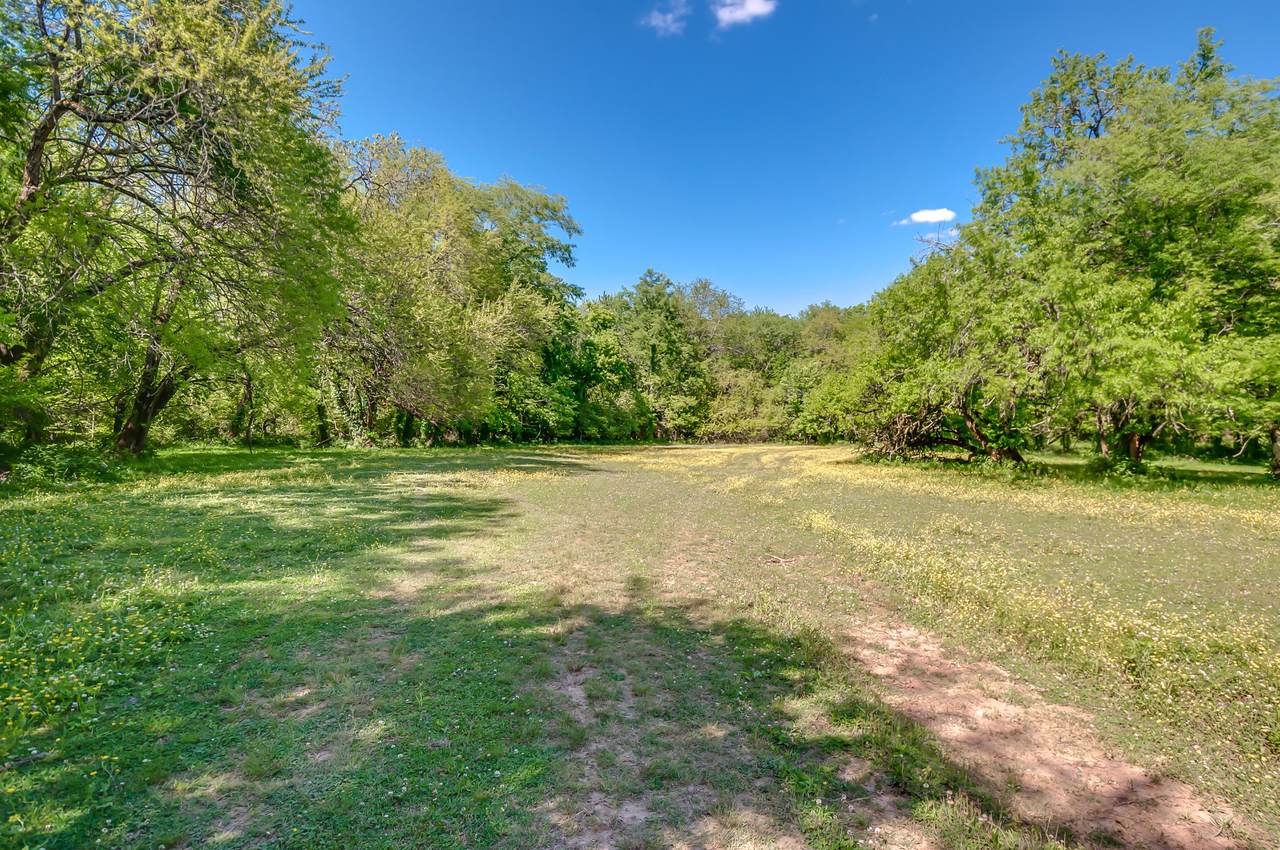 8828 Horton Hwy - Photo 1