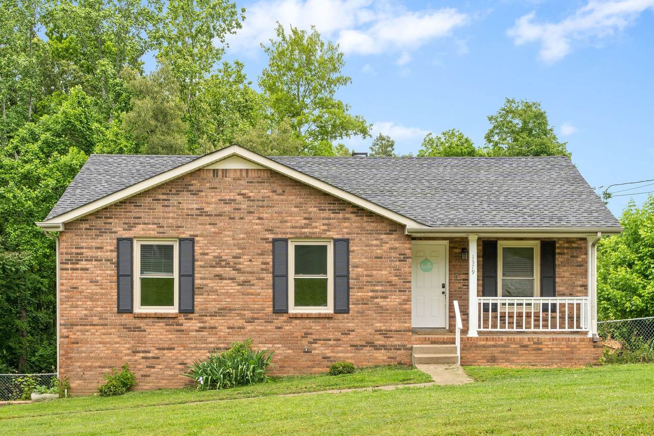 1379 William Suiters Ln - Photo 1
