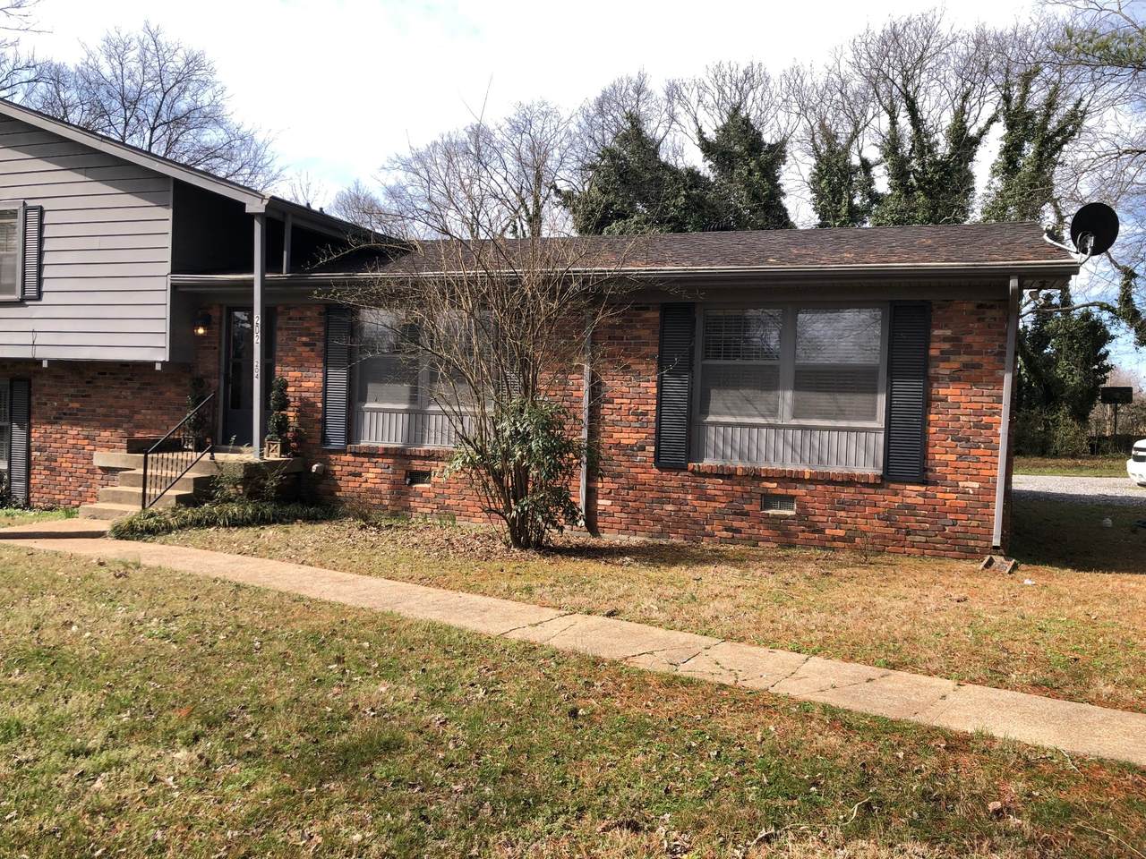 204 Donna Gale Dr - Photo 1