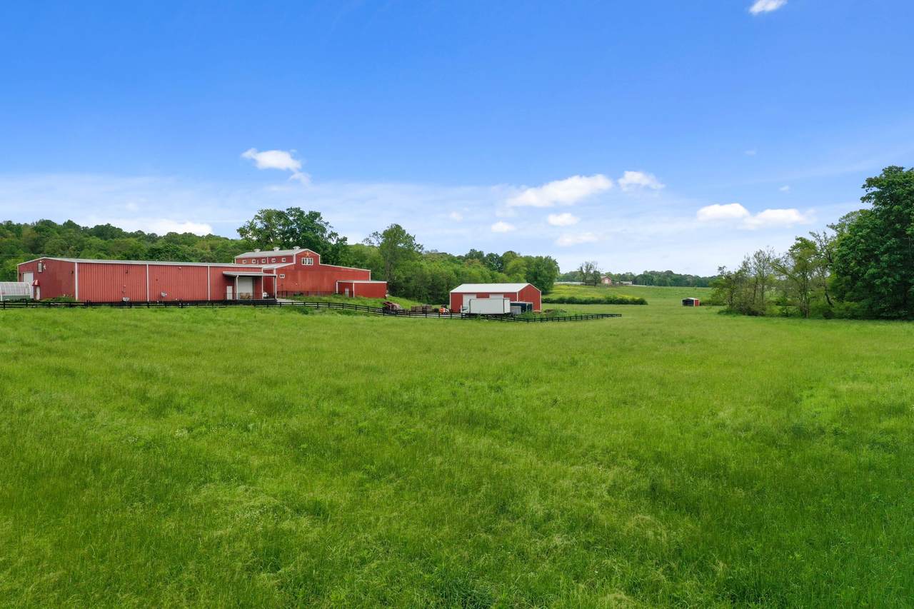 832 Jones Creek Rd - Photo 1