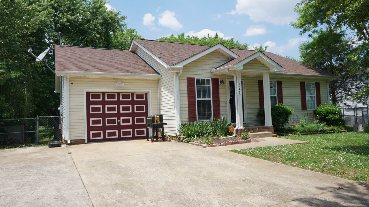 1036 Bush Ave - Photo 1