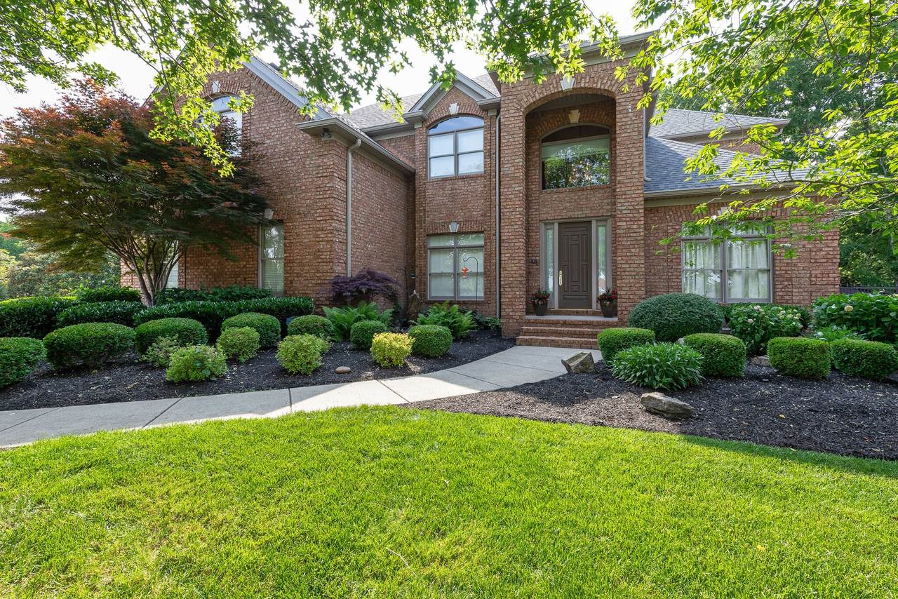105 Fox Ct - Photo 1