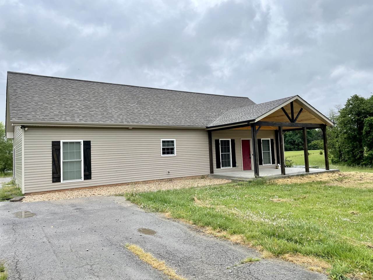 5273 Zander Rd - Photo 1