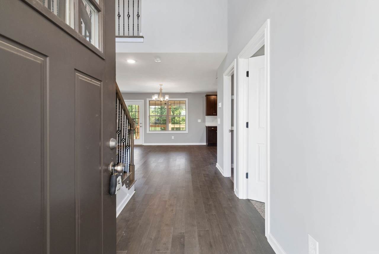 137 Dunbar - Photo 1