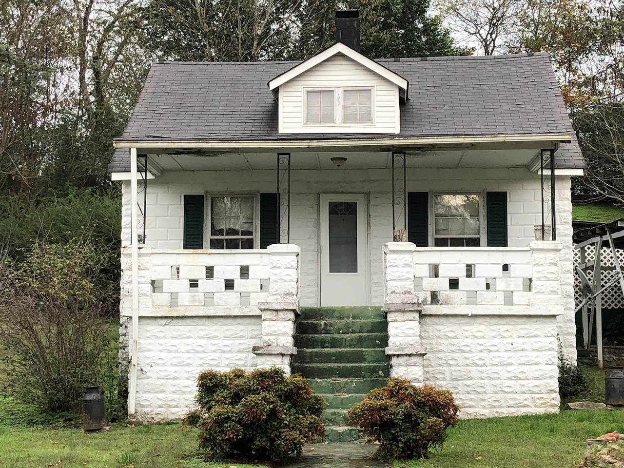 8315 W Sheepneck Rd - Photo 1