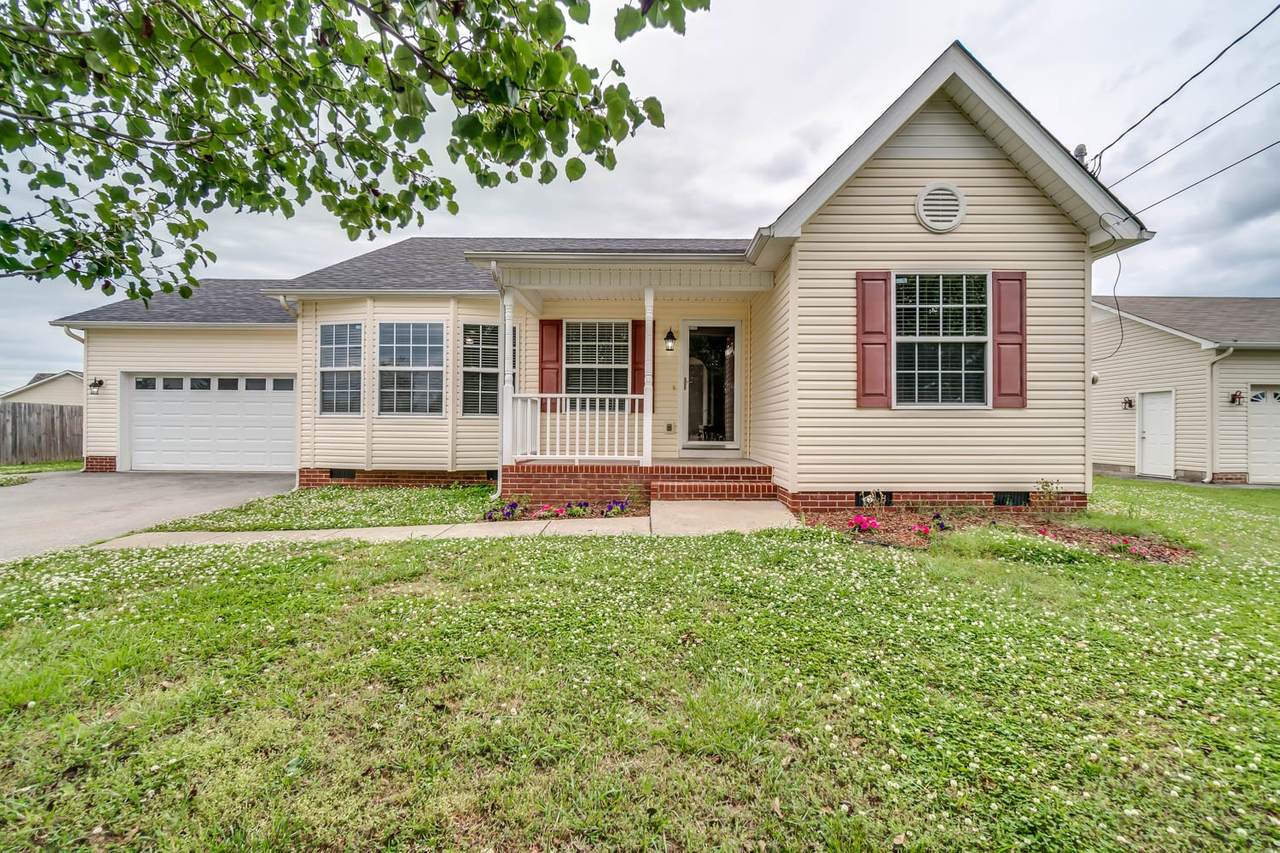 1628 Robert Rd - Photo 1
