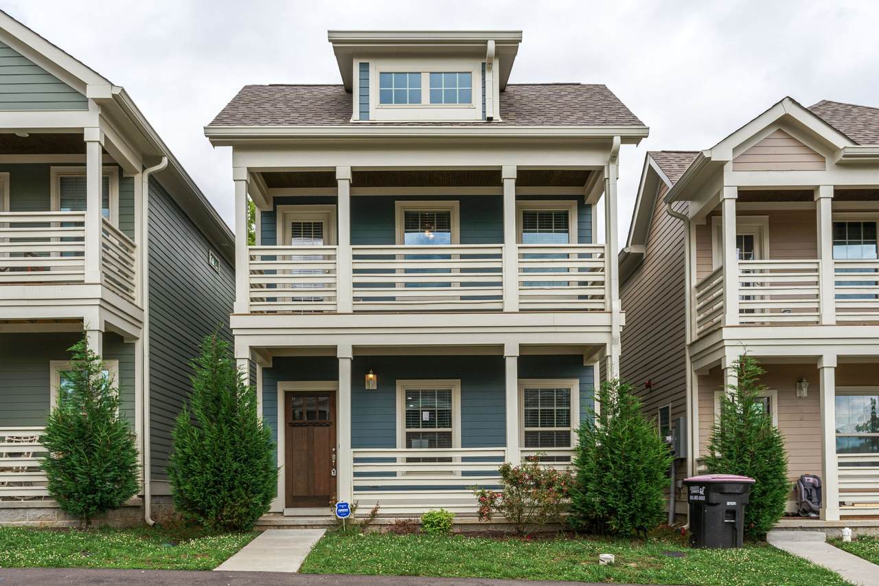 147 Laurel Way - Photo 1