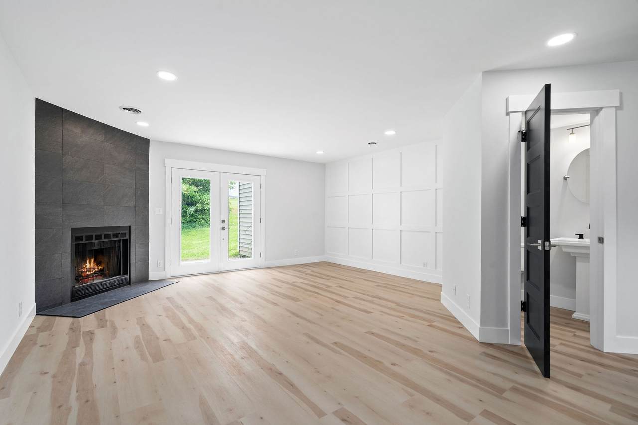 109 Greenland Ct - Photo 1