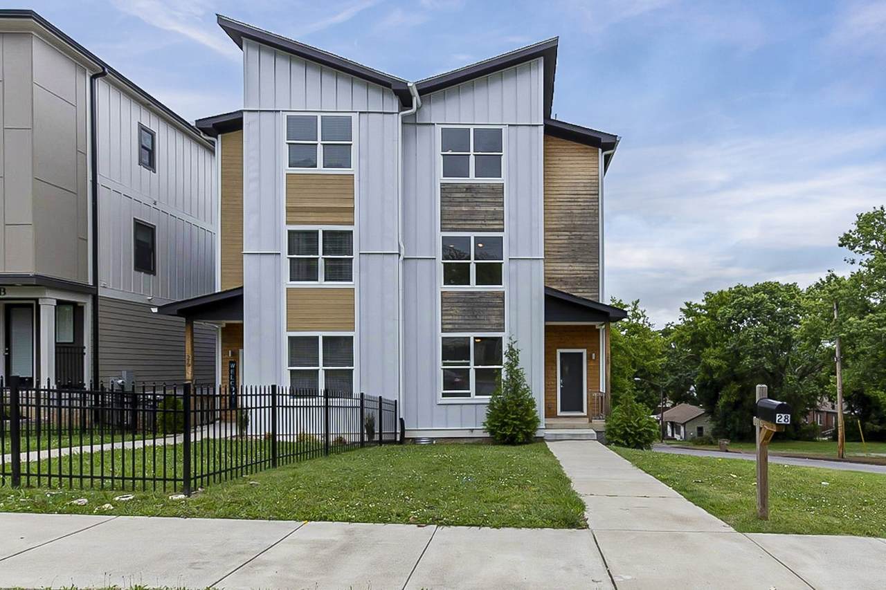 28 N Hill St - Photo 1