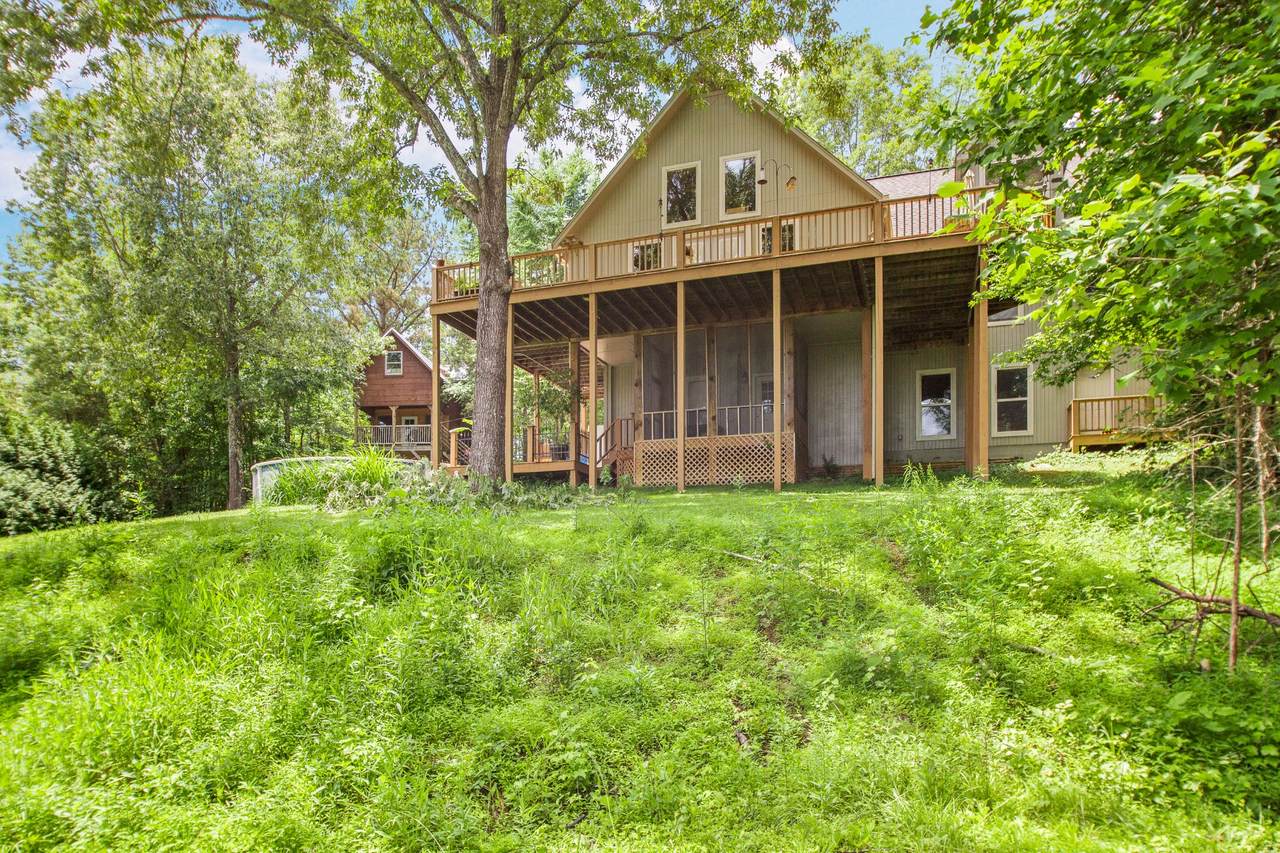 4250 Four Seasons Rd - Photo 1