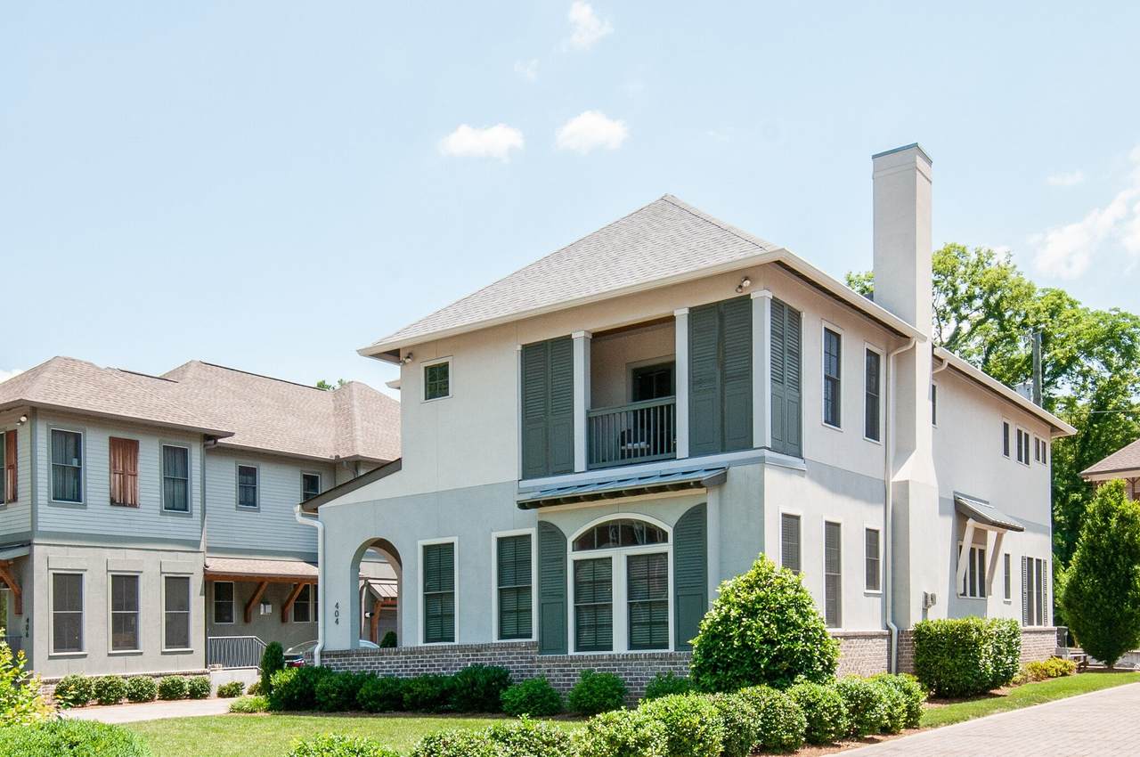 404 Woodmont Hall Pl - Photo 1