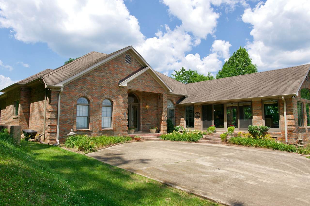 360 Long Hollow Ln - Photo 1