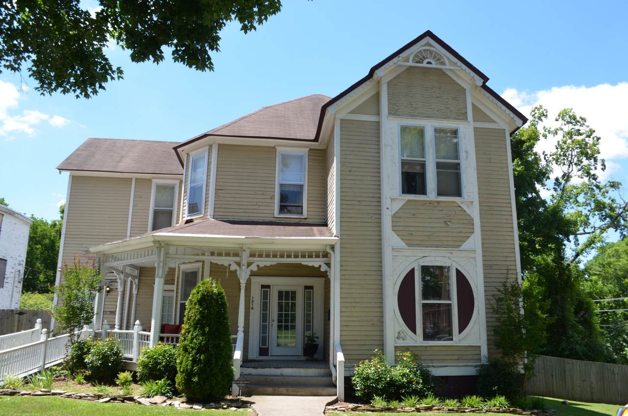 1218 Madison St - Photo 1