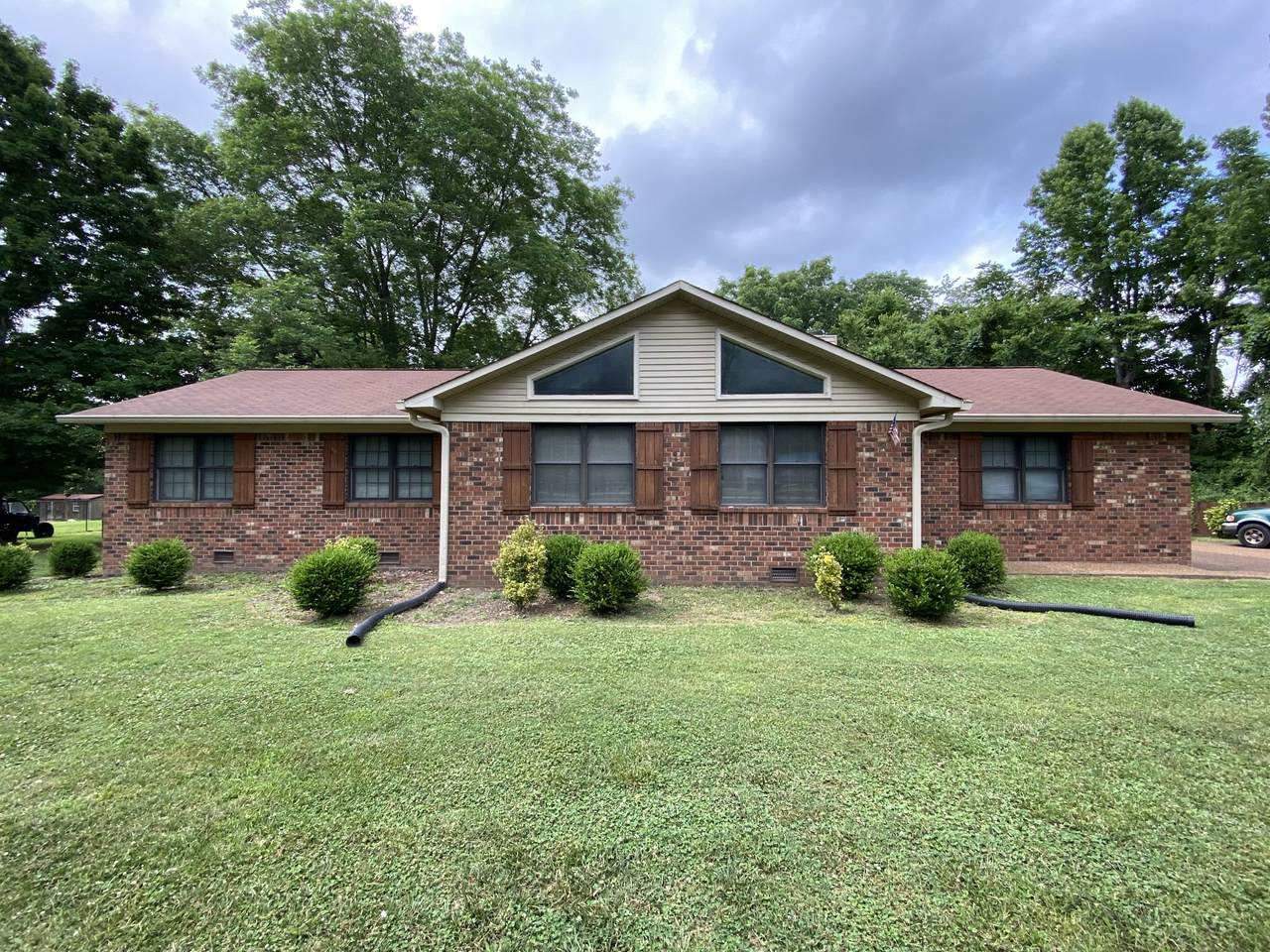 1001 W Main St - Photo 1