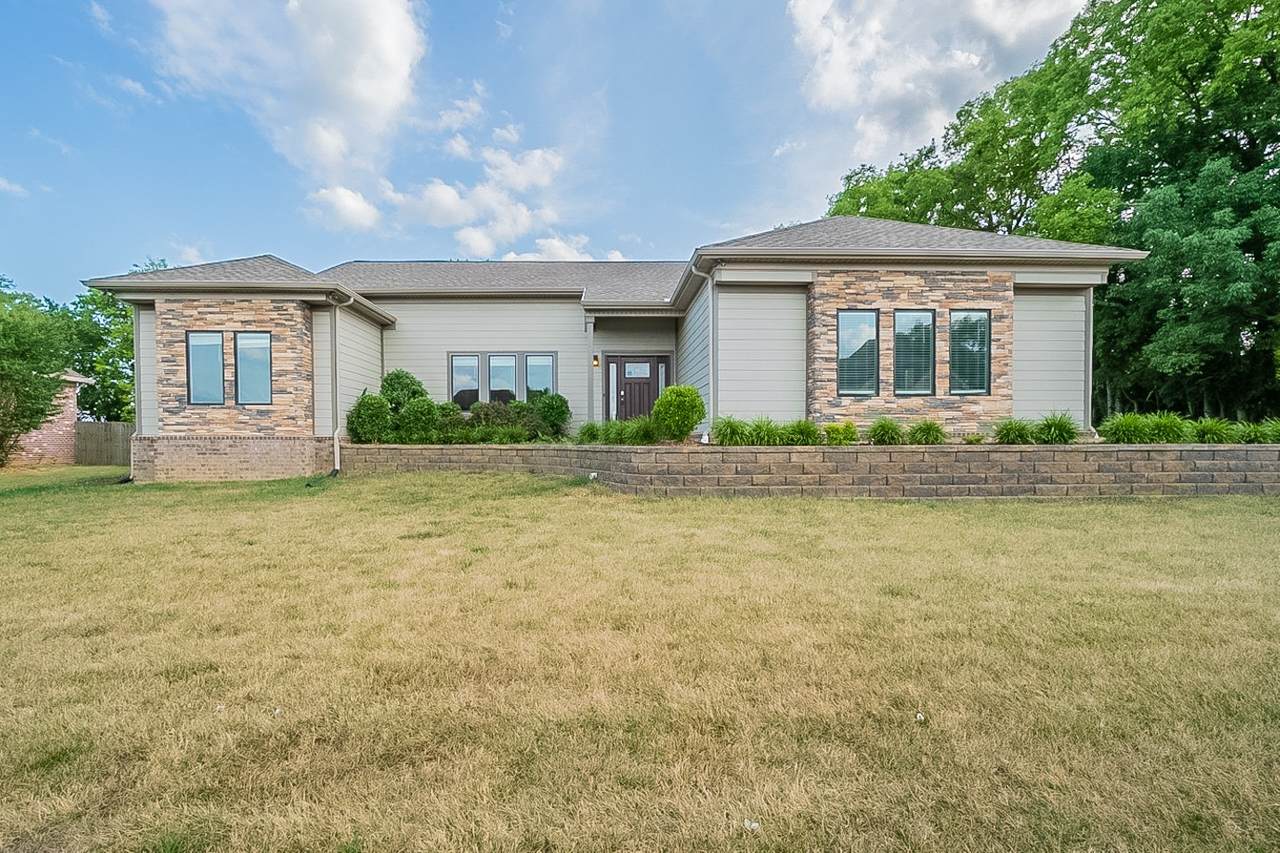 140 Spencer Spgs - Photo 1