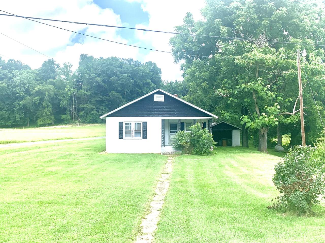 1186 Rockhouse Rd - Photo 1