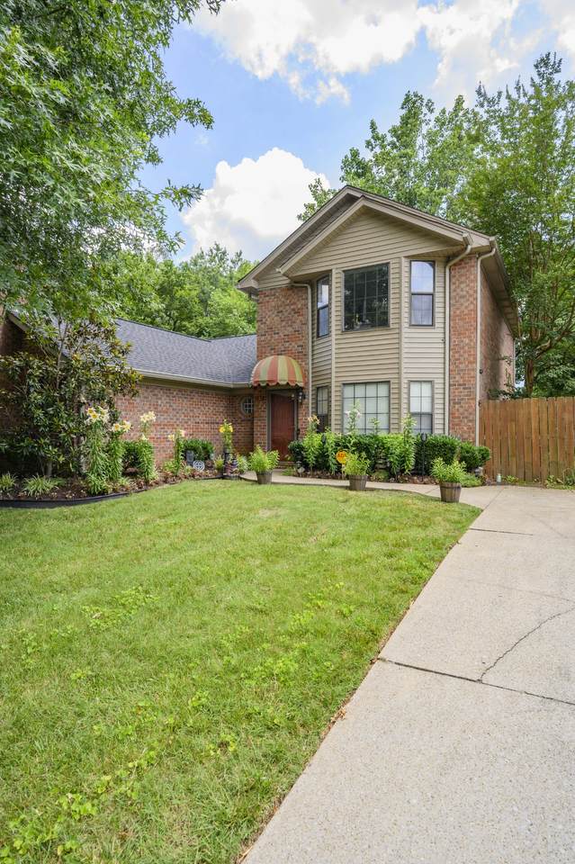 232 Hillside Ct - Photo 1