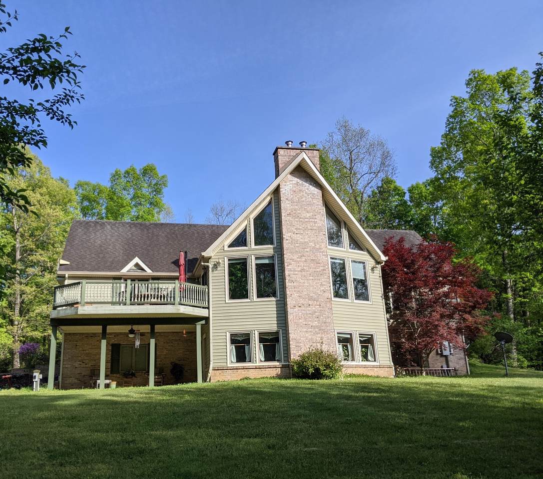380 Secluded Ln - Photo 1