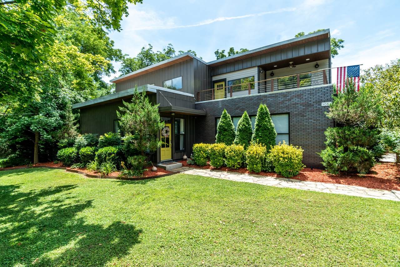 3054 Lakeshore Dr - Photo 1
